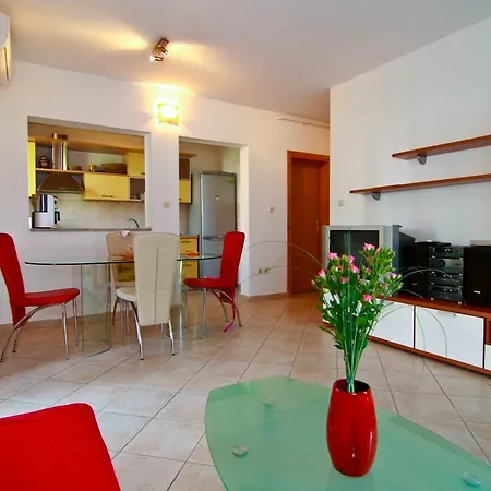 Apartment More
